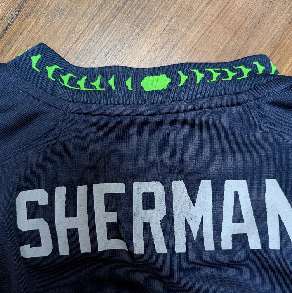 Nike NFL Seattle Seahawks Richard Sherman 25 Jersey Kids Medium